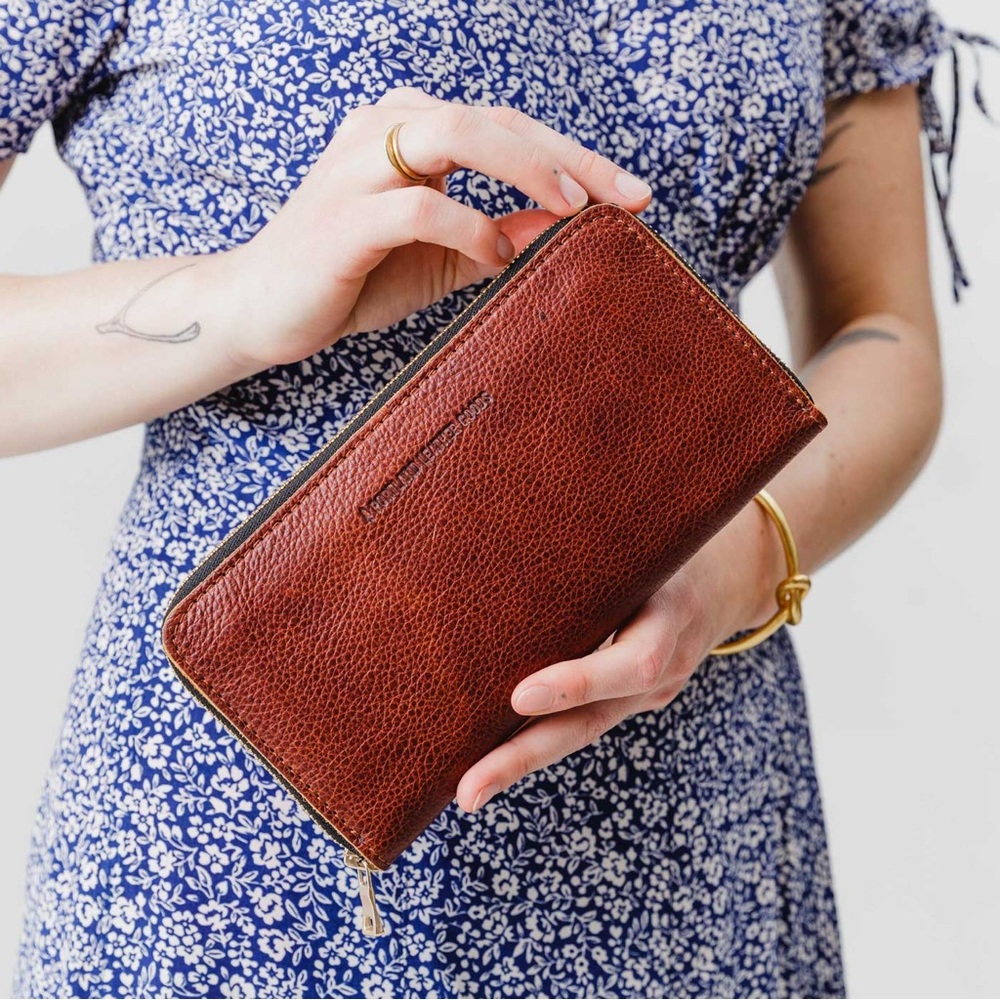 Portland Leather Goods Accordion Zip Wallet
